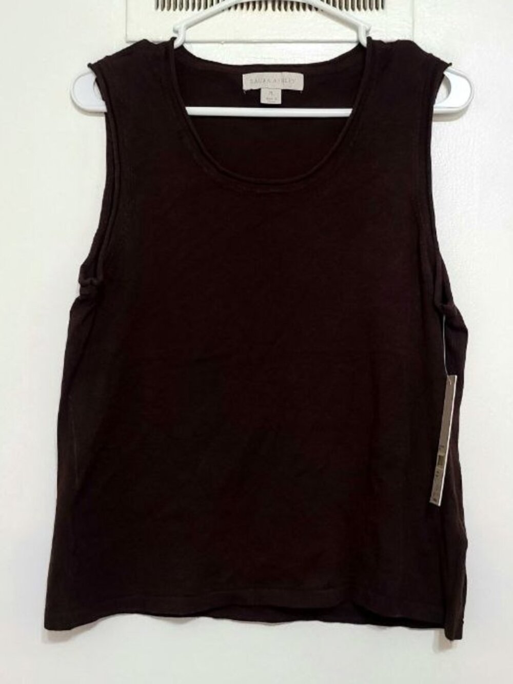 Choc Sleeveless Top – Size PL